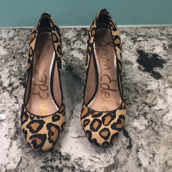 🎉🎊🎊 HP🎉🎊🎉 Leopard print chunky heels - Picture 4 of 8